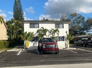 951 SW 68th Ct #4, Miami, FL 33144