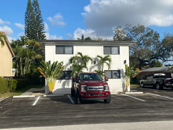 951 SW 68th Ct #3, Miami, FL 33144