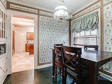 4th image of 1800 N Cove Blvd #2