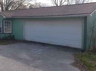 114 Old Georgia Rd, Walhalla, SC 29691