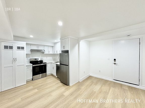3rd image of 2601 14th St #9