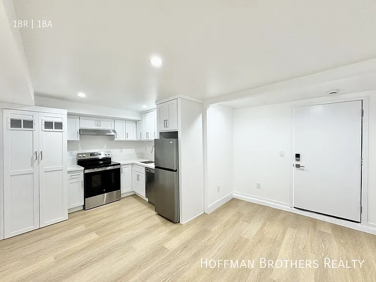2601 14th St #9 — Photo 3