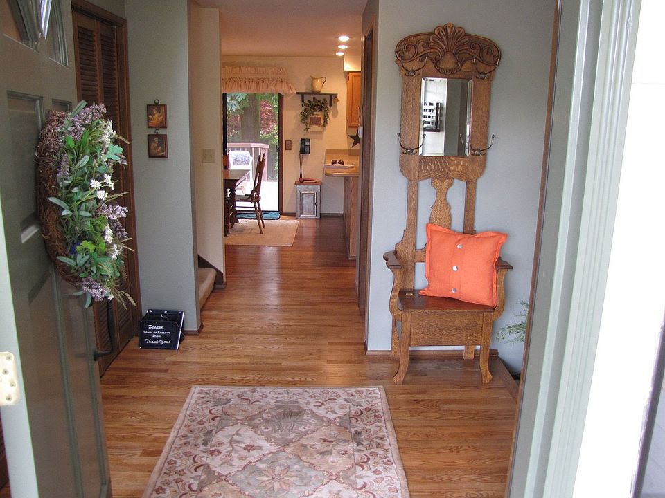 2nd image of 17207 NE 133rd Pl