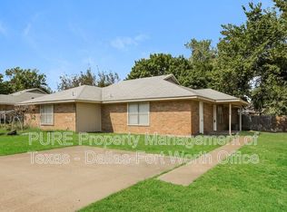 3407 Orchard St, Forest Hill, TX 76119