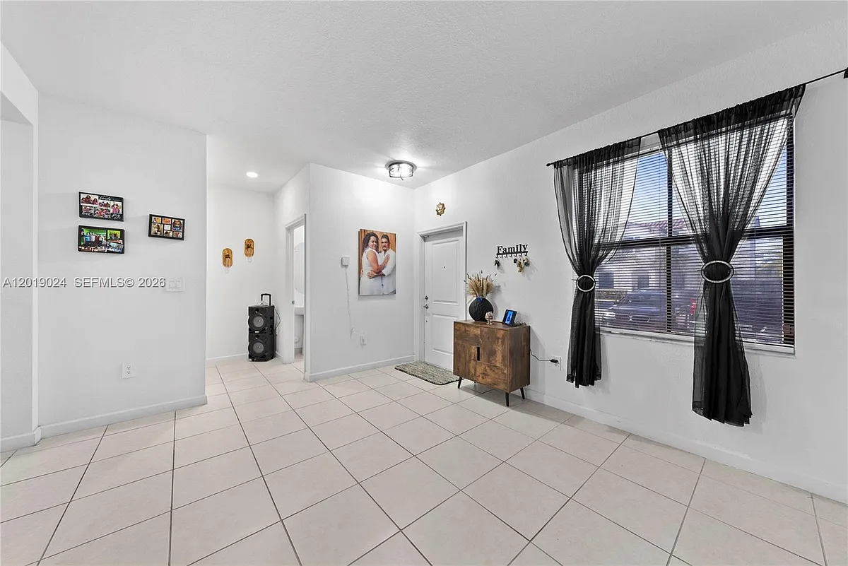 Building Photo - 11871 SW 247th Ter
