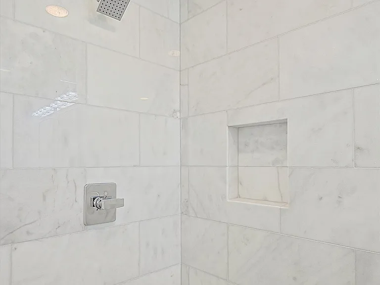 6912 Clemson Dr — Photo 30