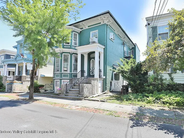 16 John St #5 — Photo 1
