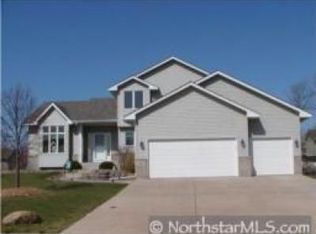 13085 Brookside Trl, Rogers, MN 55374