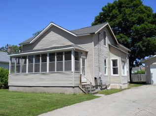 1540 Bay St, Saginaw, MI 48602