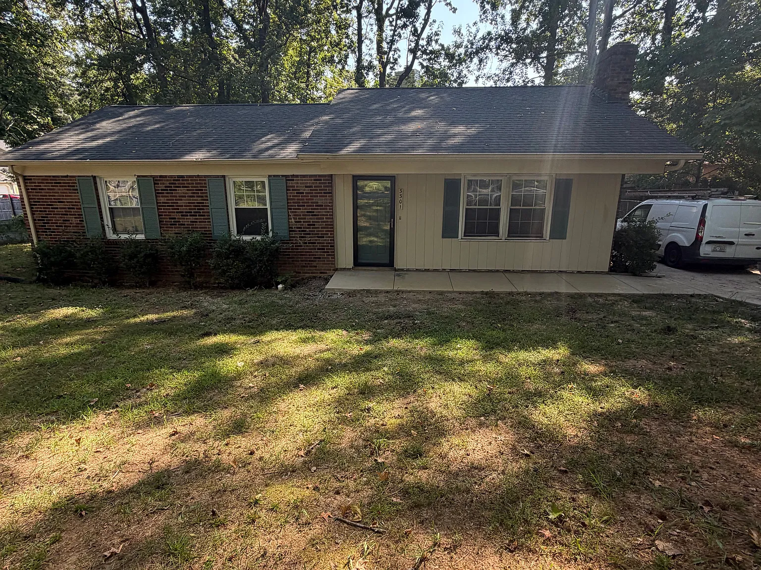 3 bed, 1.5 bath, 1125 sqft, $1,700 — Photo 1