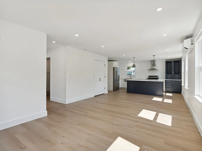 304.5 Maine St #2 — Photo 4