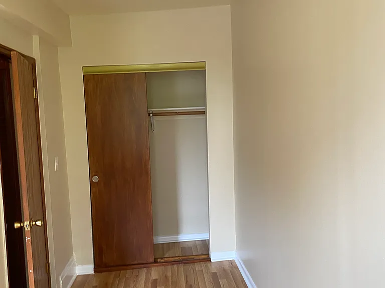 307 Grove St #1 — Photo 16