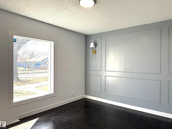 2nd image of 12948 116th St NW