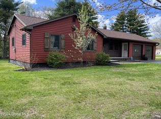 35 Orchard Dr, Greenwich, NY 12834