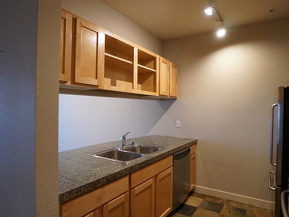 5th image of 300 110th Ave NE APT 207