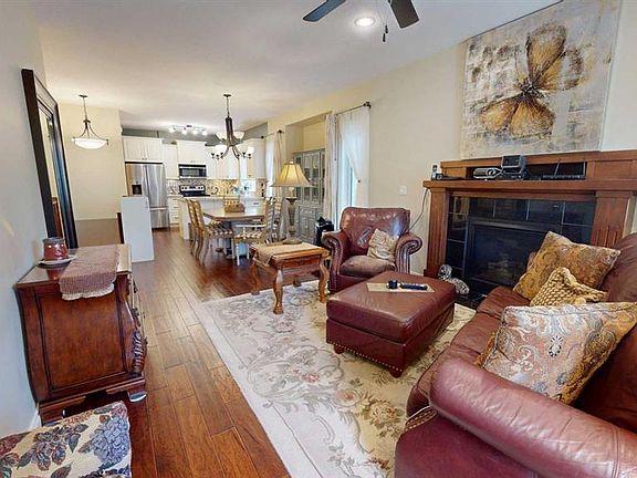 2nd image of 7001 W 52nd St #4
