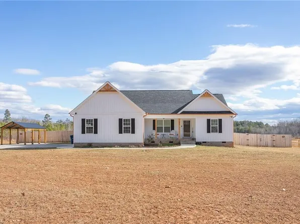 4928 State Highway 135, Stoneville, NC 27048