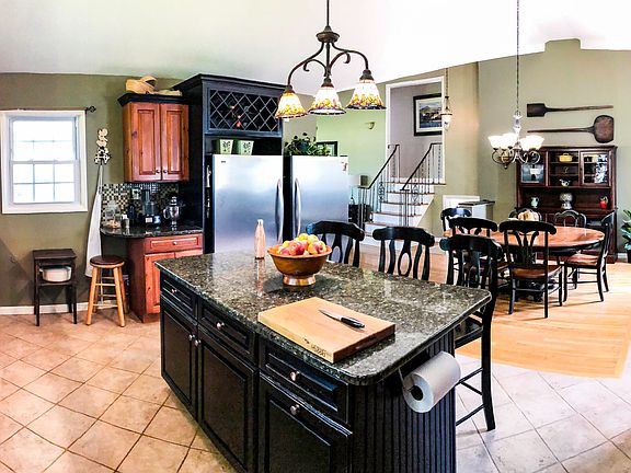 5th image of 121 Westend Avenue