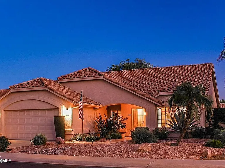 8947 E Palm Ridge Dr — Photo 1