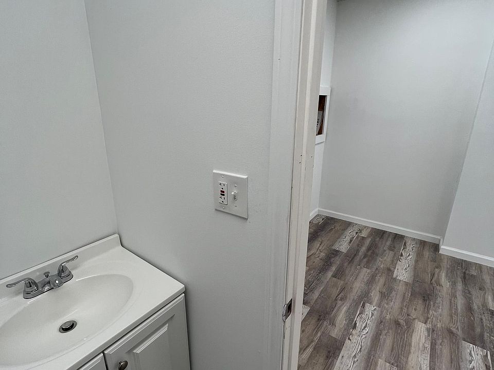 2nd image of 11003 Detroit Ave #1