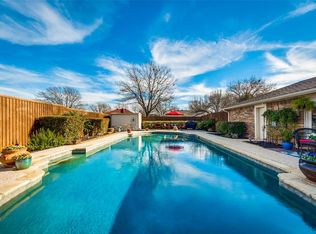 204 Willowcrest Dr, Garland, TX 75040