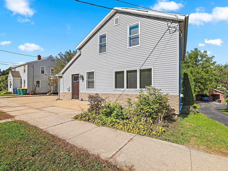 1st image of 1123 Crooks St