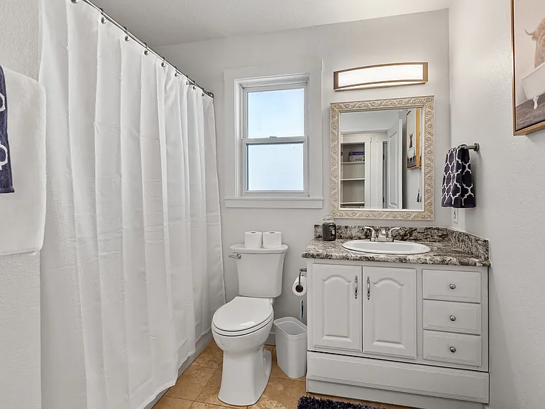 2108 E Lakeside Ave — Photo 7