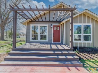 403 W French St, Cuero, TX 77954