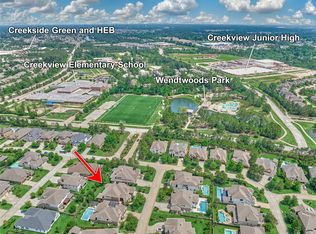 6 Devon Dale Dr, Tomball, TX 77375