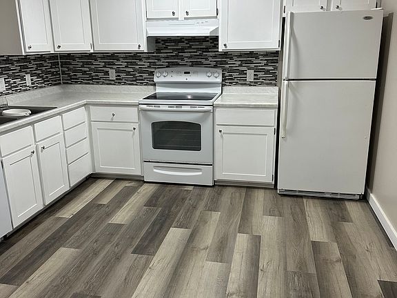 2nd image of 1257 136th Ave