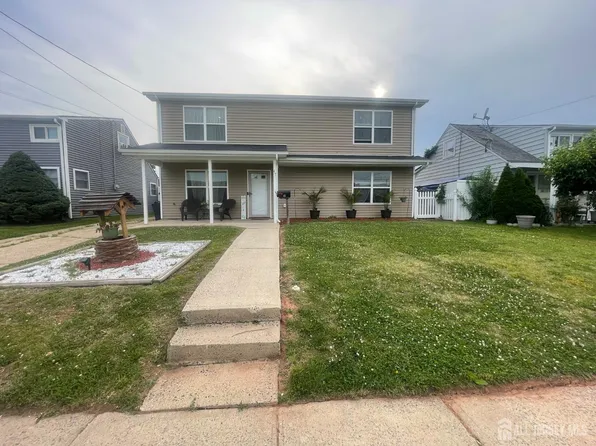 47 Leber Ave, Carteret, NJ 07008