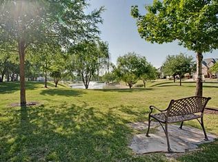 28 Misty Pond Dr, Frisco, TX 75034