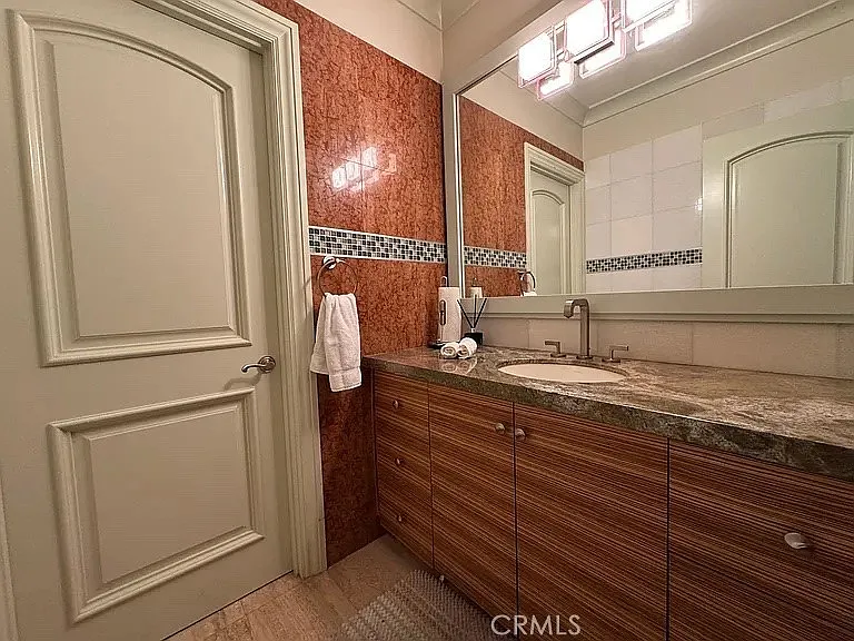 899 S Santa Anita Ave — Photo 4