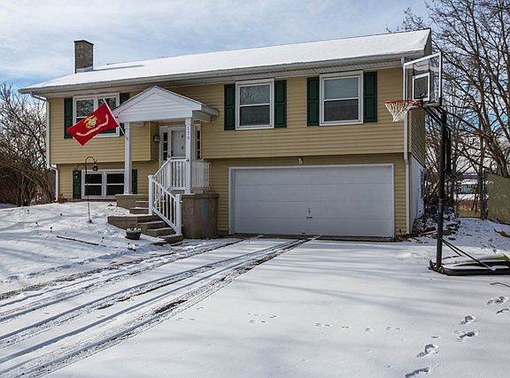 3rd image of 179 Lilac Dr
