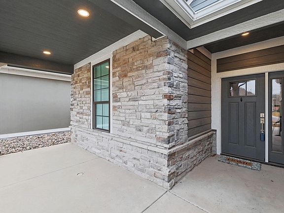 3rd image of 129 S Legacy Way
