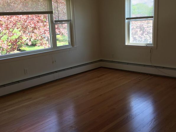 216 Harris Ave APT 2L