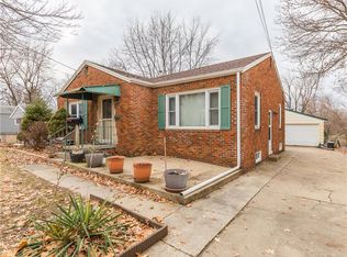 1608 E 31st St, Des Moines, IA 50317