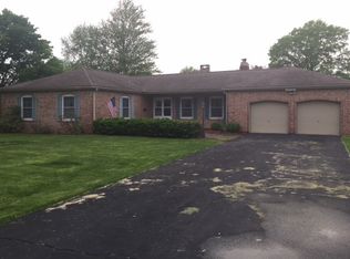 19265 Edinburgh Dr, South Bend, IN 46614
