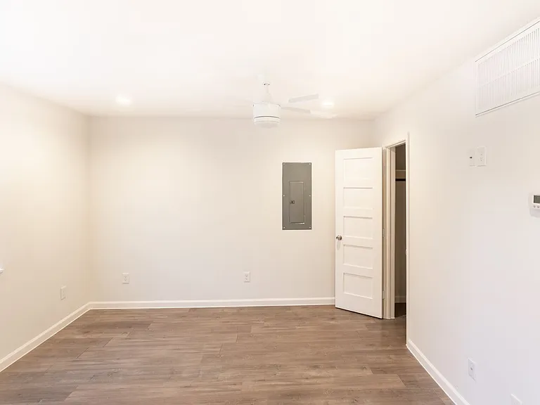 1519 Bennett — Photo 9