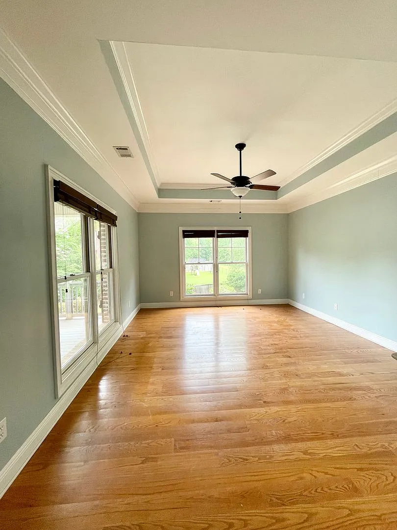 Beautiful Home Available in Grove Hill! — Photo 4