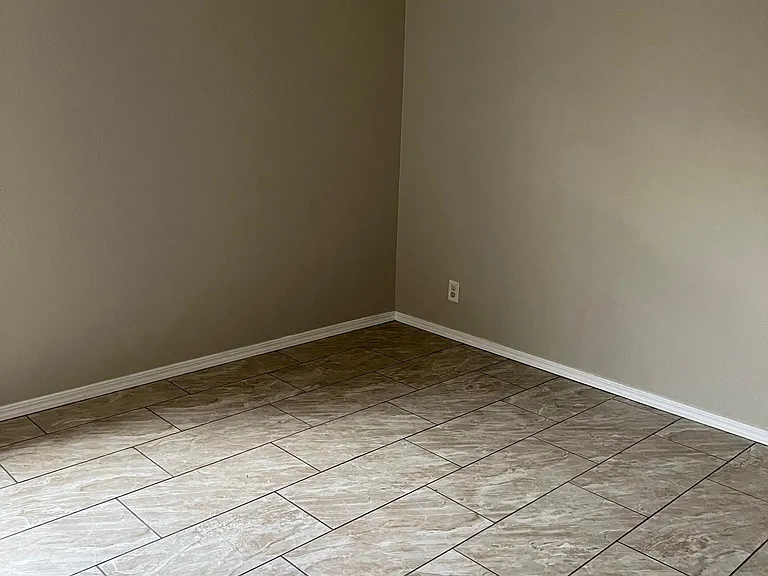 6119 S Madison Pl — Photo 13