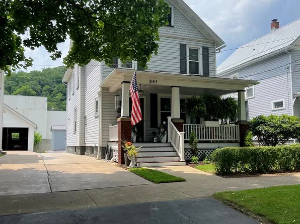 341 Liberty St, Franklin, PA 16323