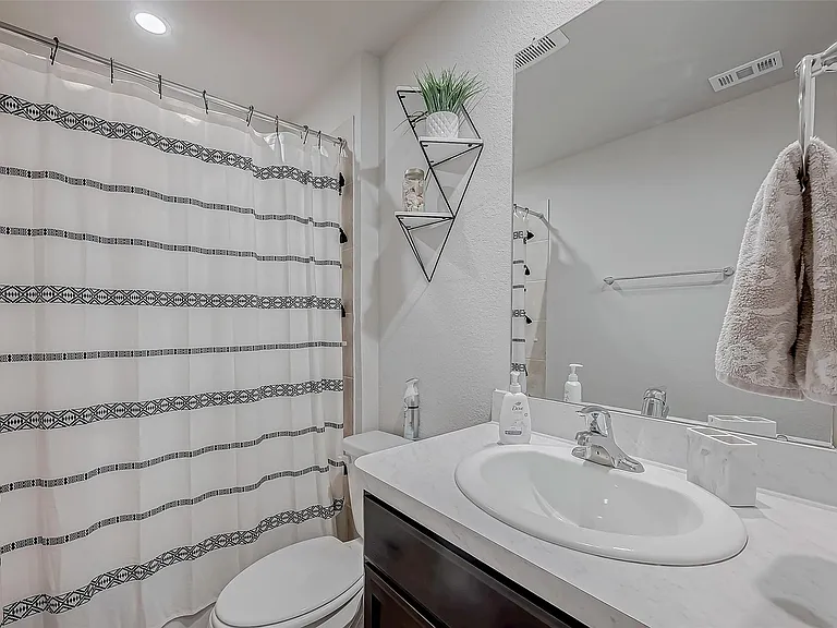 15010 Eastern Wood Rd — Photo 23