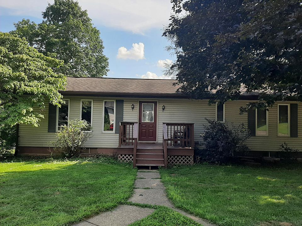 1st image of 218 Schaar Dr