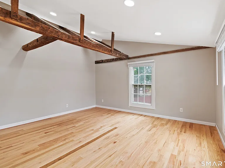 601 Chapel St #B — Photo 10