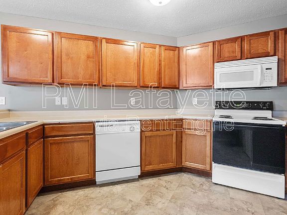 4th image of 3526 Bethel Dr APT B