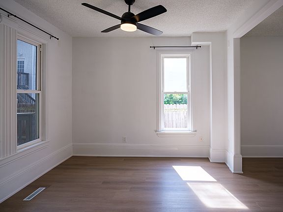 4th image of 387 Stryker Ave