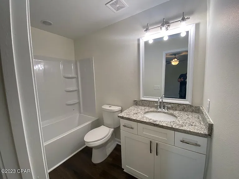 5917 Howard Rd — Photo 12