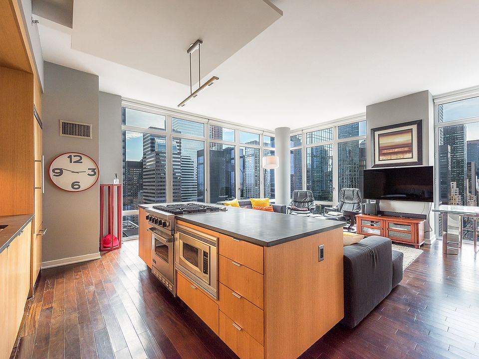1st image of 207 E 57th St APT 28B