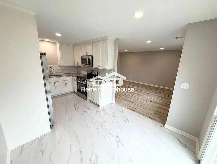 6907 Floyd St — Photo 24